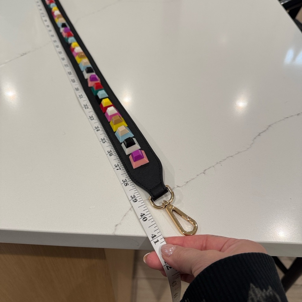Clearly Pop Purse Strap - Picture 8 of 9